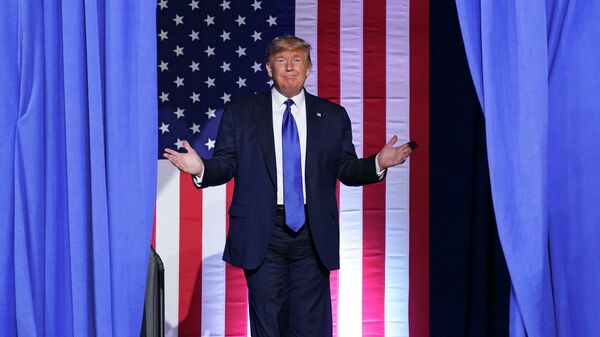 Два веселых гуся. Трамп и Джонсон послали друг друга на Huawei Два веселых гуся. Трамп и Джонсон послали друг друга на Huawei