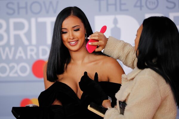 Британская телезвезда Майя Джама на церемонии вручения премии Brit Awards в Лондоне Британская телезвезда Майя Джама на церемонии вручения премии Brit Awards в Лондоне