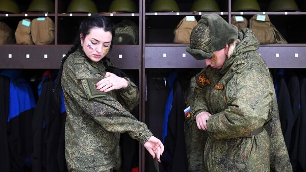 Участницы конкурса красоты среди женщин-военнослужащих Ракетных войск стратегического назначения Макияж под камуфляж в Переславле-Залесском Участницы конкурса красоты среди женщин-военнослужащих Ракетных войск стратегического назначения Макияж под камуфляж в Переславле-Залесском