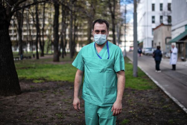 Сергей Навзади, врач-хирург НИИ скорой помощи им. Н.В. Склифосовского Сергей Навзади, врач-хирург НИИ скорой помощи им. Н.В. Склифосовского