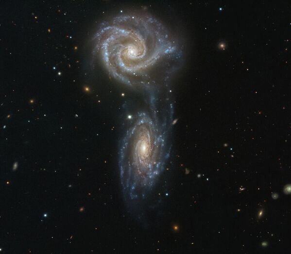 Спиральные взаимодействующие галактики NGC 5426 и NGC 5427 Спиральные взаимодействующие галактики NGC 5426 и NGC 5427