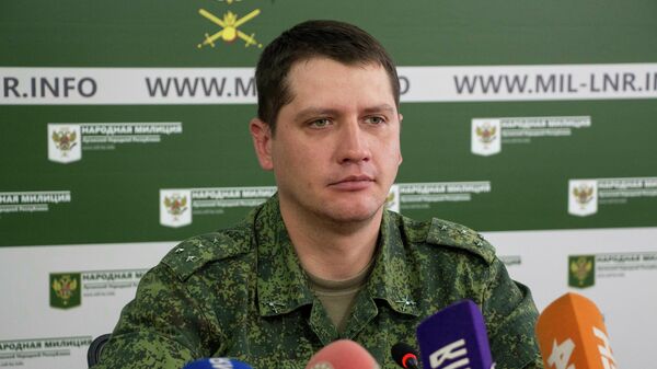 Официальный представитель Народной милиции ЛНР Яков Осадчий Официальный представитель Народной милиции ЛНР Яков Осадчий