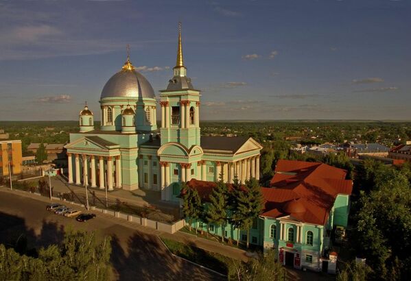 Знаменский кафедральный собор в Курске Знаменский кафедральный собор в Курске