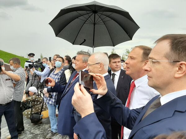 Церемония открытия Ржевского мемориала Советскому солдату Церемония открытия Ржевского мемориала Советскому солдату
