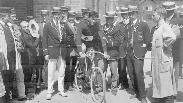 Победитель Олимпийских игр 1912 года в велоспорте Рудольф Льюис