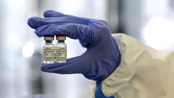 "Браво!" Израильский иммунолог оценила российскую вакцину от коронавируса