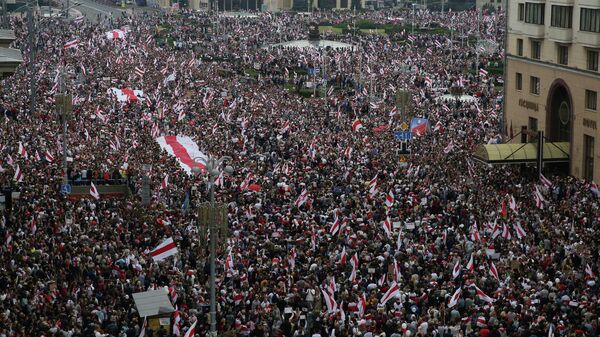Участники акции протеста в Минске Участники акции протеста в Минске