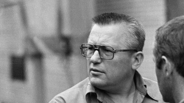 Сергей Вайцеховский старший тренер сборной СССР по плаванию. Сергей Вайцеховский старший тренер сборной СССР по плаванию.