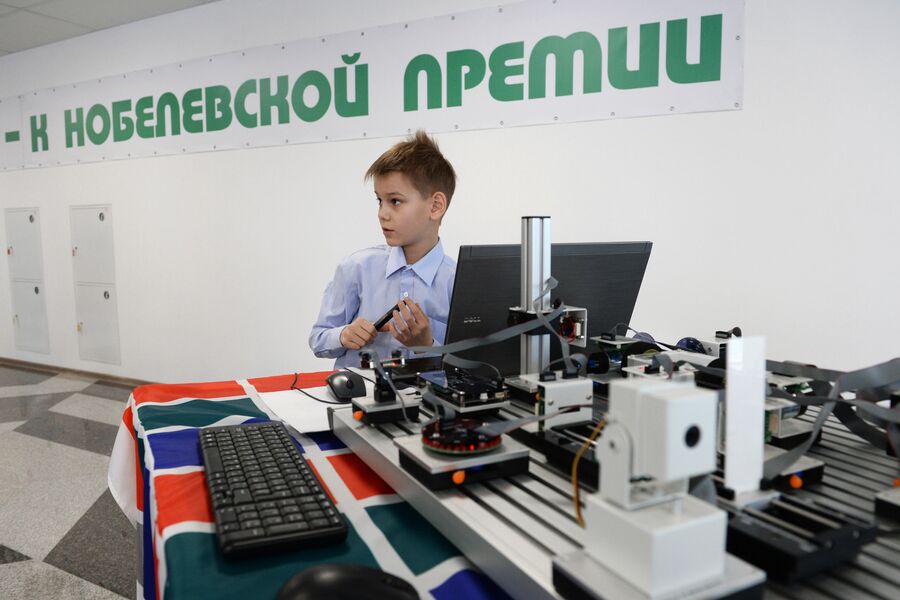 Детский технопарк Кванториум, расположенный на площадях центра коллективного пользования Биотехнопарка Кольцово в наукограде Кольцово Новосибирской области Детский технопарк Кванториум, расположенный на площадях центра коллективного пользования Биотехнопарка Кольцово в наукограде Кольцово Новосибирской области