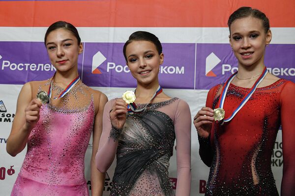 Призеры женского одиночного катания на I этапе Кубка России Призеры женского одиночного катания на I этапе Кубка России