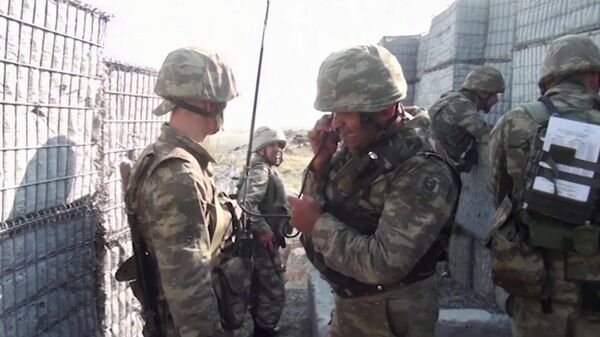 Вооруженные силы Азербайджана ведут боевые действия в Нагорном Карабахе. Скриншот видео Вооруженные силы Азербайджана ведут боевые действия в Нагорном Карабахе. Скриншот видео