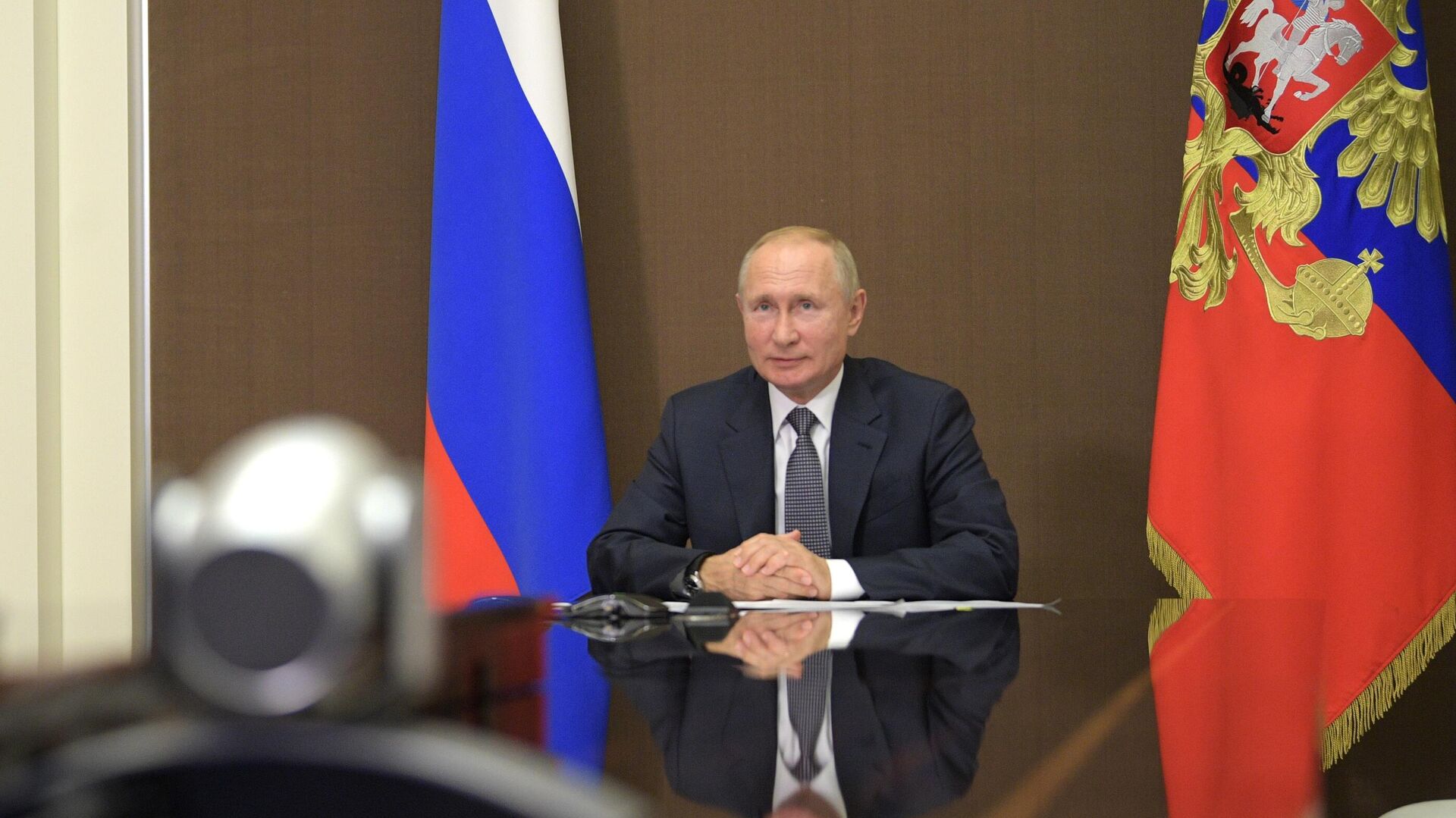 Президент РФ Владимир Путин во время встречи в режиме видеоконференции с президентом Молдавии Игорем Додоном Президент РФ Владимир Путин во время встречи в режиме видеоконференции с президентом Молдавии Игорем Додоном - РИА Новости, 1920, 28.09.2020