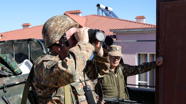 В Карабахе опровергли сообщения о разногласиях между военными