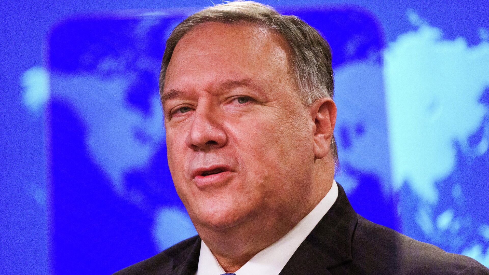 Госсекретарь США Майк Помпео проводит брифинг для представителей СМИ в Вашингтоне Госсекретарь США Майк Помпео проводит брифинг для представителей СМИ в Вашингтоне - РИА Новости, 1920, 11.01.2021