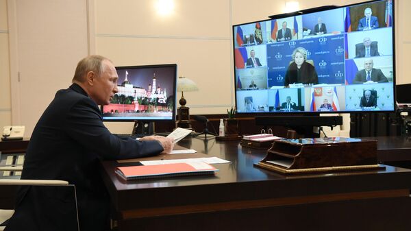 Песков рассказал, что Путину сейчас не хватает живого общения с людьми