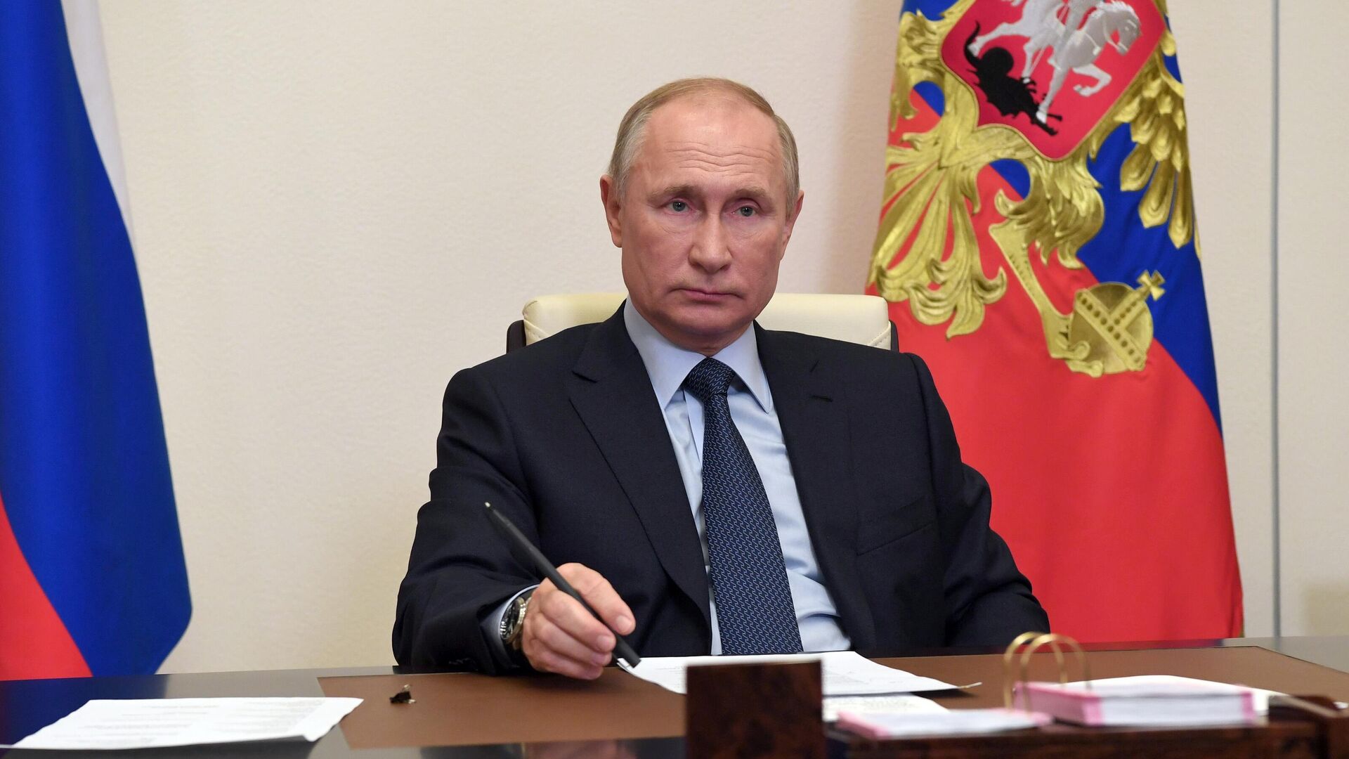 В Кремле ответили, возглавит ли Путин "Единую Россию" на думских выборах