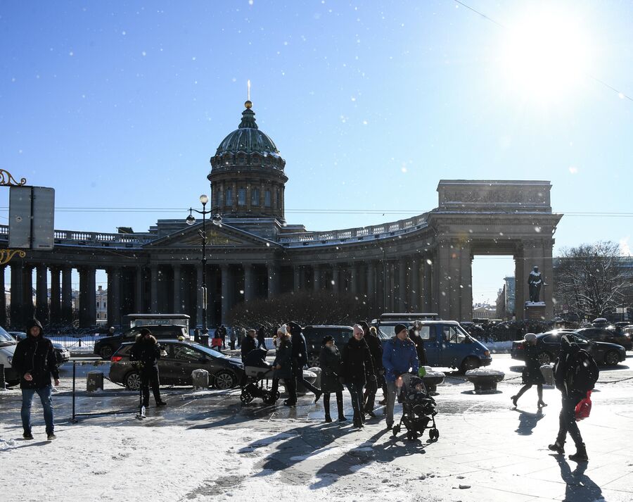 Казанский кафедральный собор в Санкт-Петербурге Казанский кафедральный собор в Санкт-Петербурге