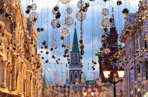 архитектурная подсветка фасадов зданий в москве. Смотреть фото архитектурная подсветка фасадов зданий в москве. Смотреть картинку архитектурная подсветка фасадов зданий в москве. Картинка про архитектурная подсветка фасадов зданий в москве. Фото архитектурная подсветка фасадов зданий в москве