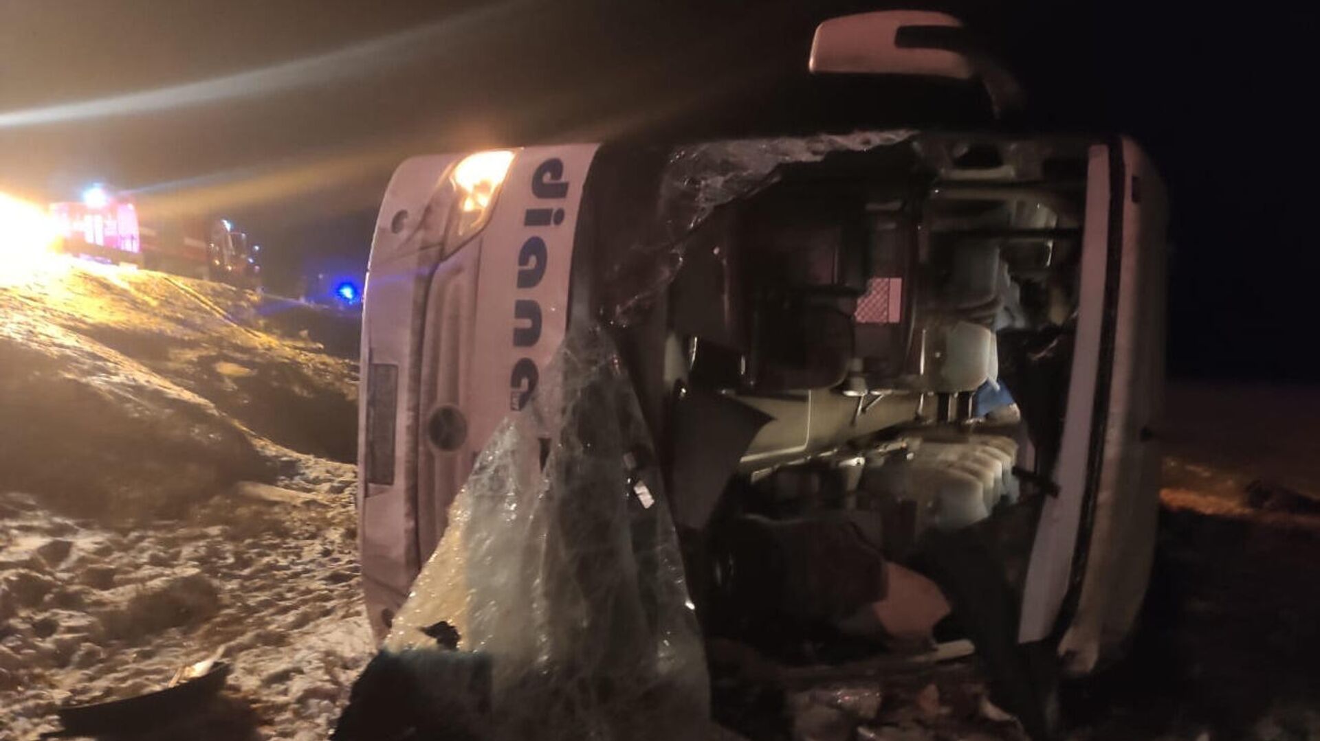 Видеорегистратор снял момент аварии с автобусом в Рязанской области