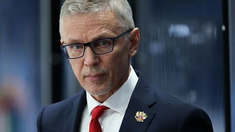 Главный тренер молодежной сборной России по хоккею Игорь Ларионов Главный тренер молодежной сборной России по хоккею Игорь Ларионов