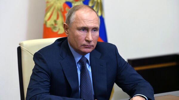 Путин отметил роль банковской системы в преодолении последствий COVID-19