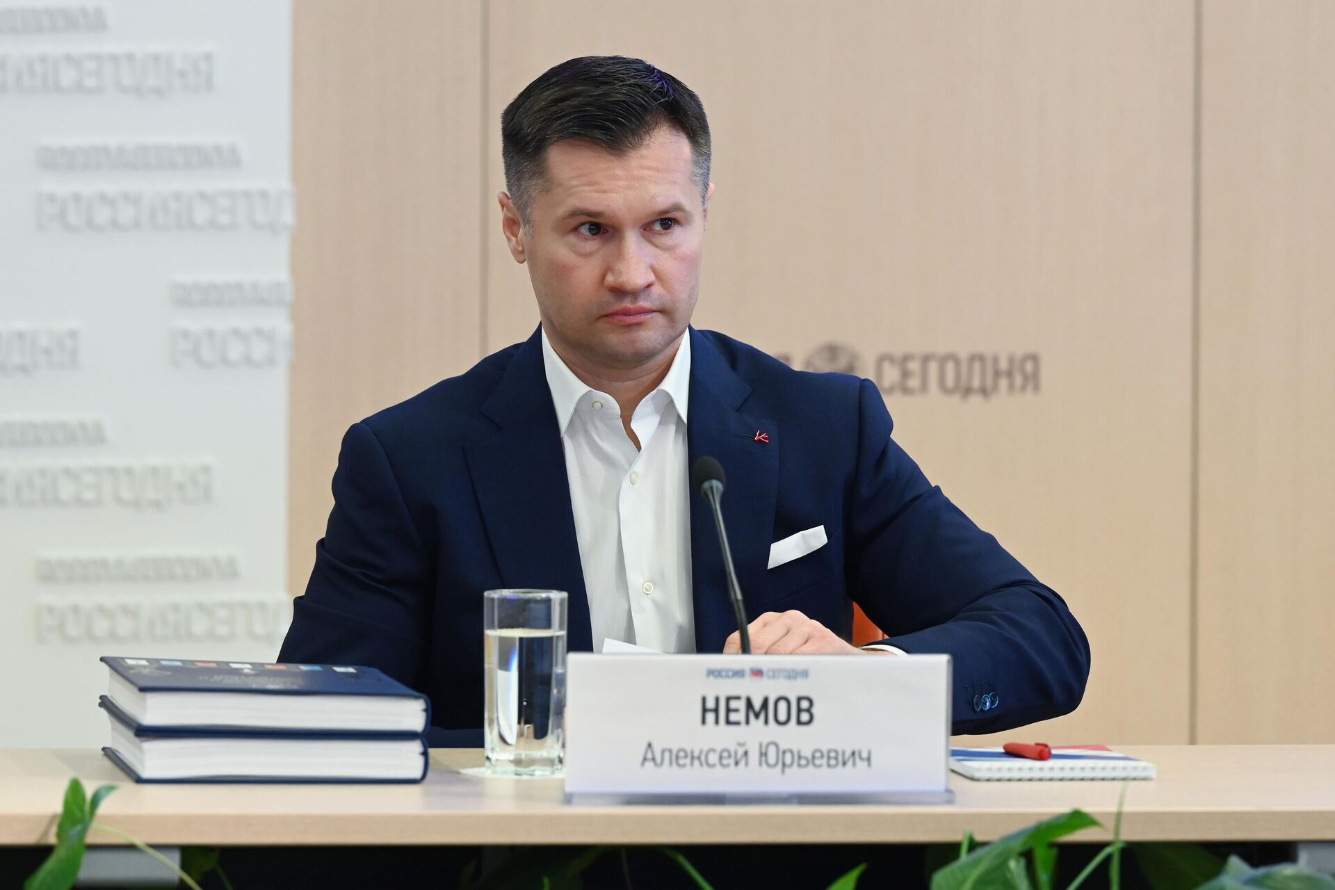 Олимпийский чемпион в спортивной гимнастике Алексей Немов Олимпийский чемпион в спортивной гимнастике Алексей Немов - РИА Новости, 1920, 30.03.2021