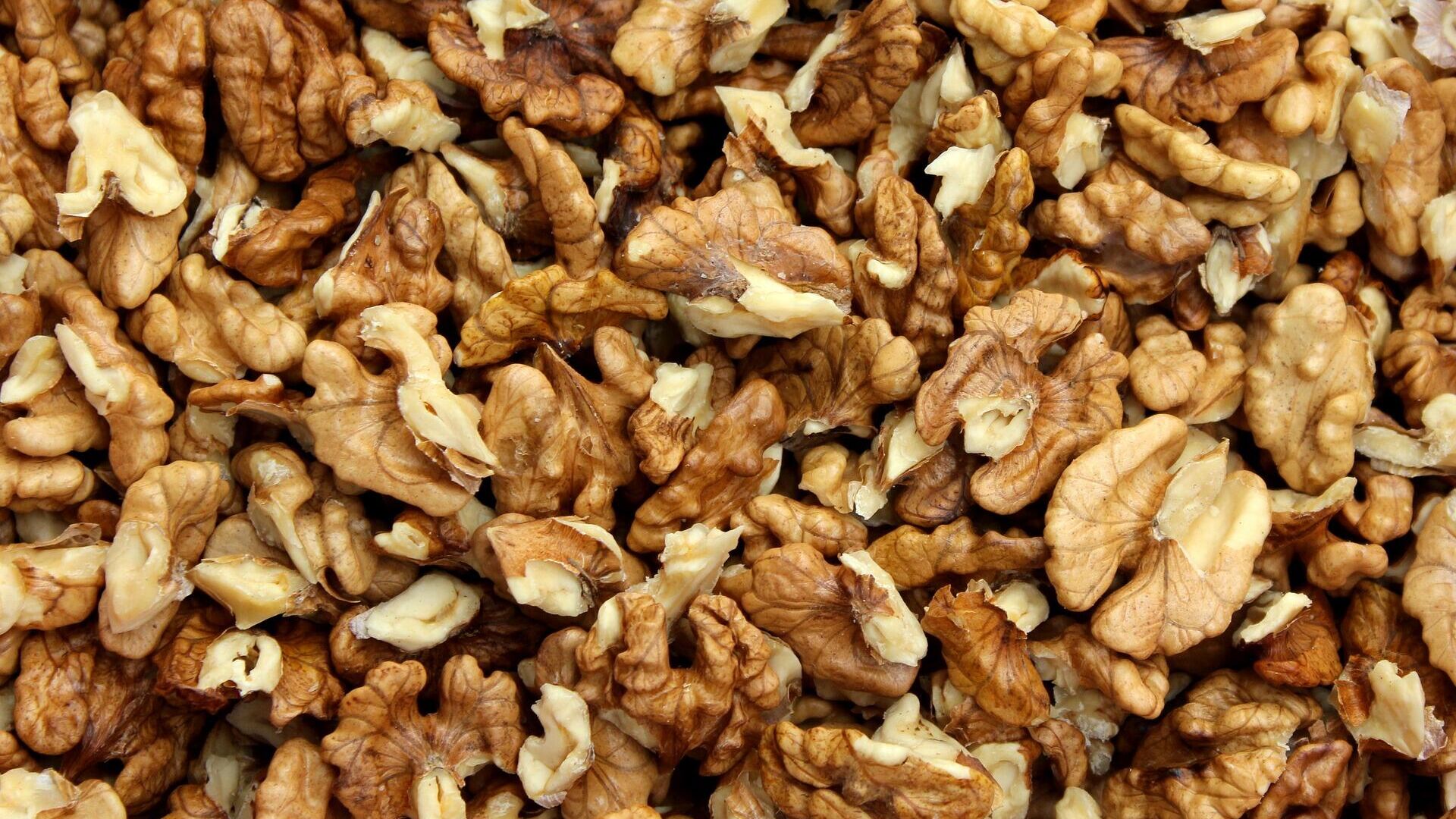 Ученые рассказали о целебных свойствах грецких орехов