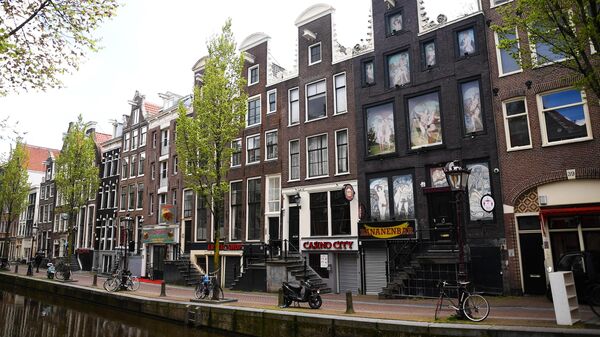 В Амстердаме неизвестный открыл огонь по журналисту