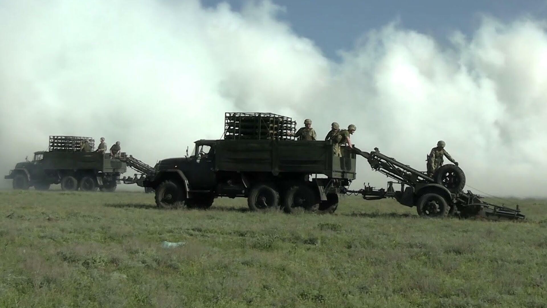 Учения украинских военных на границе с Крымом Учения украинских военных на границе с Крымом - РИА Новости, 1920, 20.06.2021