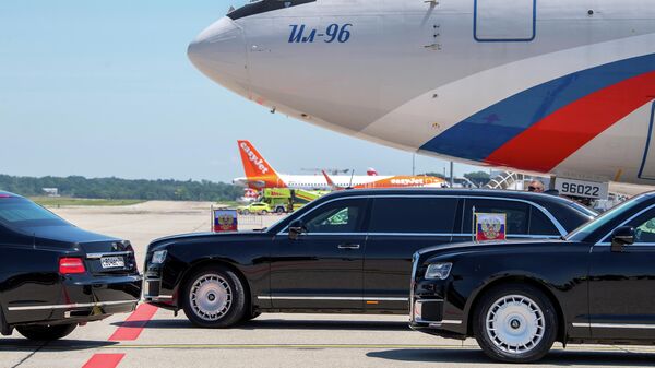 Кортеж президента России Владимира Путина в аэропорту Женевы