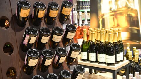 Продажа алкогольной продукции в магазине Азбука Вкуса в Москве Продажа алкогольной продукции в магазине Азбука Вкуса в Москве