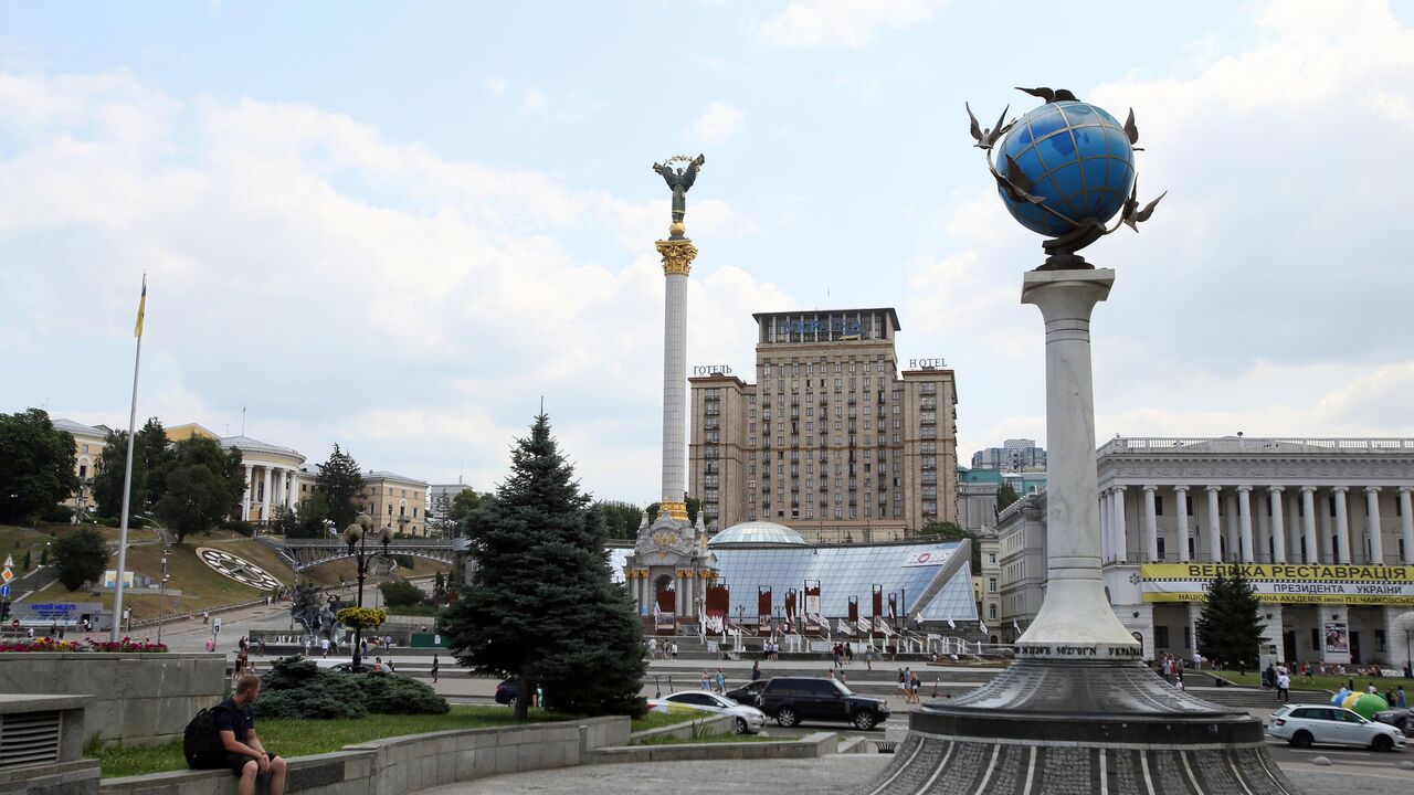 На Украине рассказали, как Запад вынуждает Киев признать потерю Крыма