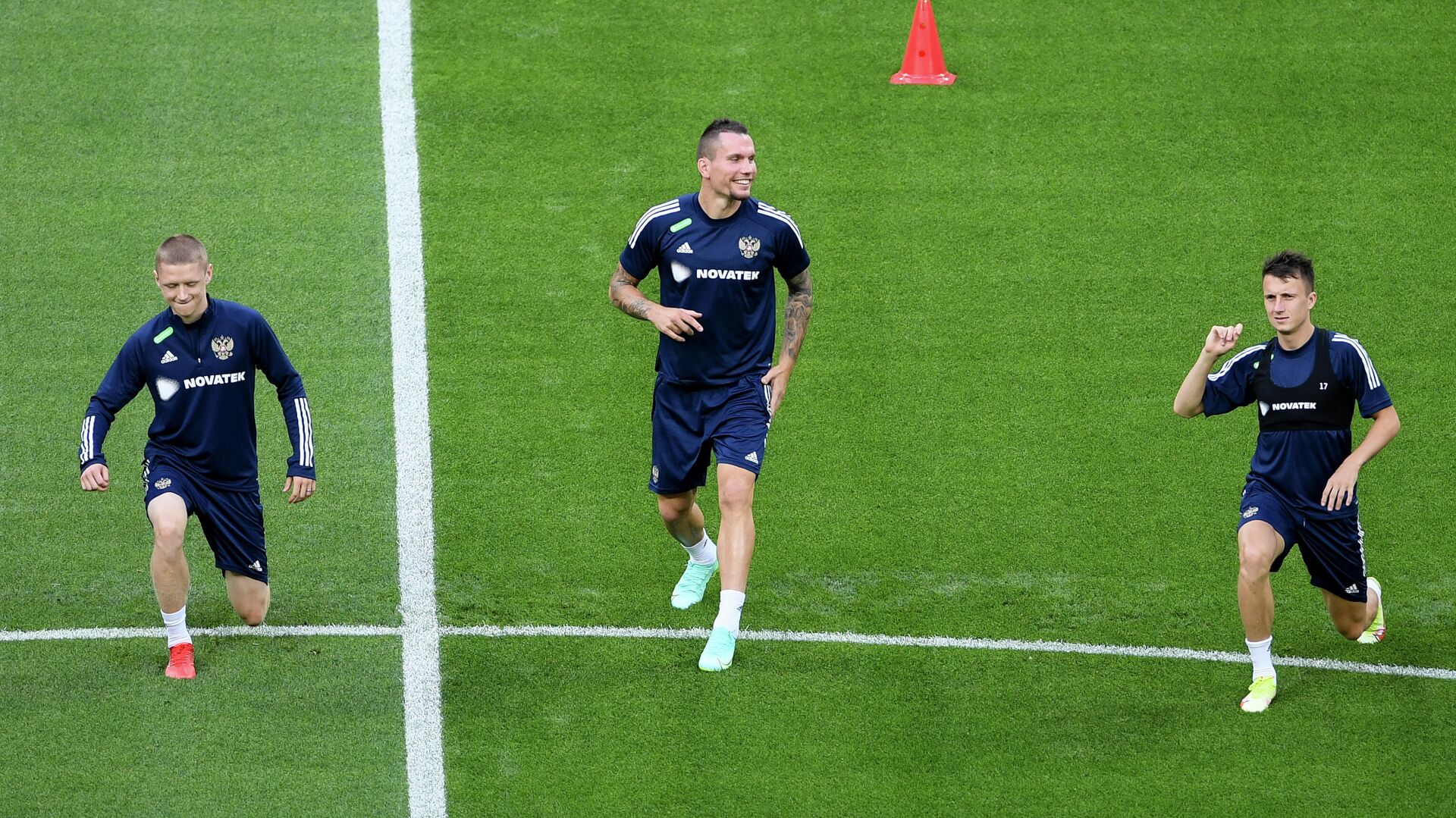 россия кипр футбол 2021. сборная россии по футболу фото игроков с именами 2021. чемпионат кипра по футболу 2022. чемпионат кипра по футболу 2022. россия кипр футбол 2021.