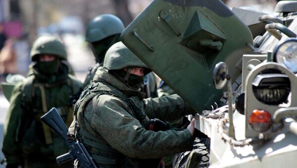 Ситуация в Симферополе весной 2014 года. Архивное фото Ситуация в Симферополе весной 2014 года. Архивное фото