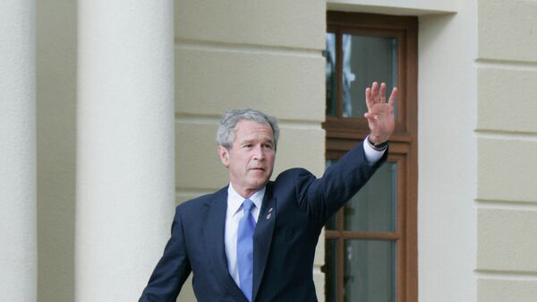 Буш предупредил о внутренней угрозе на церемонии памяти жертв 11 сентября