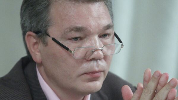 Первый заместитель председателя думского комитета по международным делам Леонид Калашников. Архивное фото Первый заместитель председателя думского комитета по международным делам Леонид Калашников. Архивное фото