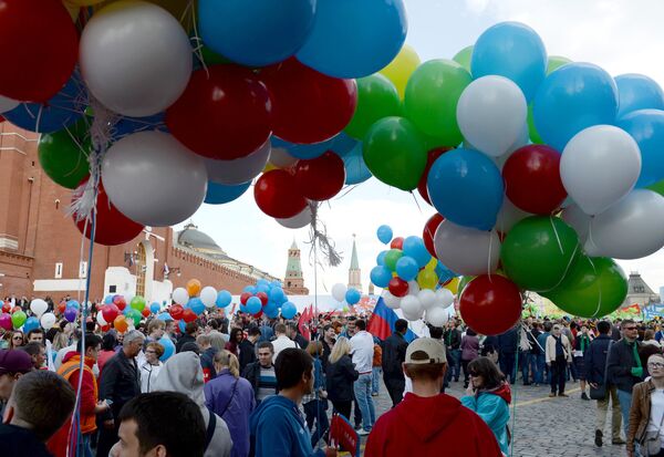 Первомайская демонстрация профсоюзов на Красной площади Первомайская демонстрация профсоюзов на Красной площади