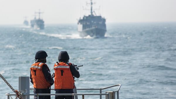 Норвежские моряки во время учений НАТО в Балтийском море Норвежские моряки во время учений НАТО в Балтийском море