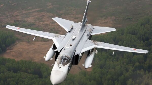 Российский фронтовой бомбардировщик СУ-24. Архивное фото Российский фронтовой бомбардировщик СУ-24. Архивное фото