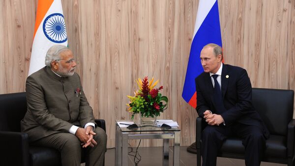 Президент России Владимир Путин (справа) и премьер-министр Индии Нарендра Моди Президент России Владимир Путин (справа) и премьер-министр Индии Нарендра Моди