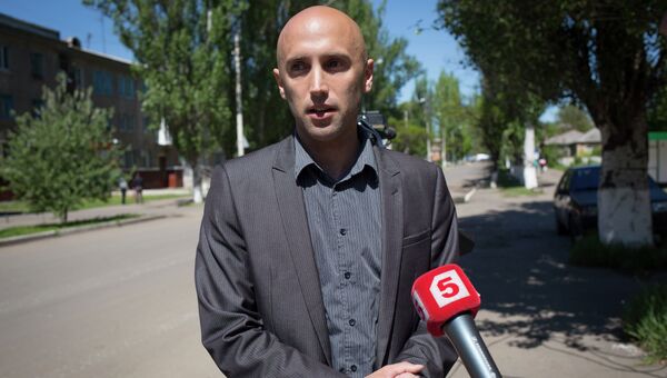 Журналист из Великобритании Грэм Филлипс во время работы на Украине. Архивное фото Журналист из Великобритании Грэм Филлипс во время работы на Украине. Архивное фото