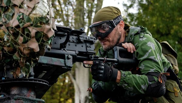 Боец народного ополчения Боец народного ополчения