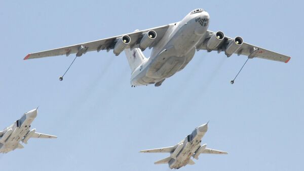Самолет-заправщик Ил-78 российских ВВС. Архв Самолет-заправщик Ил-78 российских ВВС. Архв
