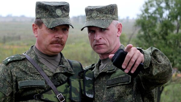 Офицеры во время учений системы материально-технического обеспечения Восточного военного округа Офицеры во время учений системы материально-технического обеспечения Восточного военного округа