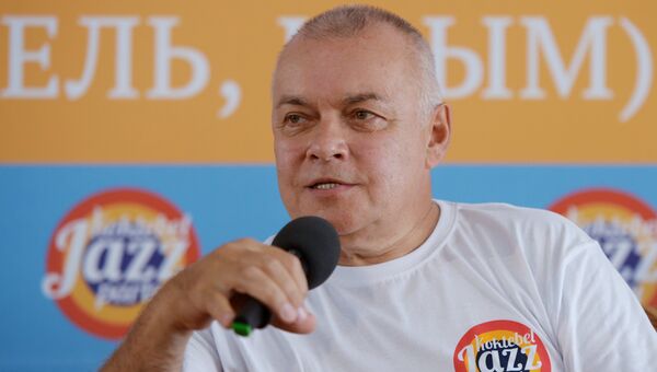 Генеральный директор МИА Россия Сегодня Дмитрий Киселев на пресс-конференции, посвященной открытию международного фестиваля Koktebel Jazz Party Генеральный директор МИА Россия Сегодня Дмитрий Киселев на пресс-конференции, посвященной открытию международного фестиваля Koktebel Jazz Party