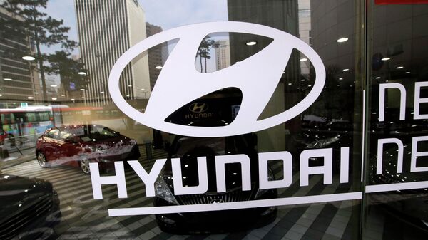 Автосалон Hyundai. Архивное фото