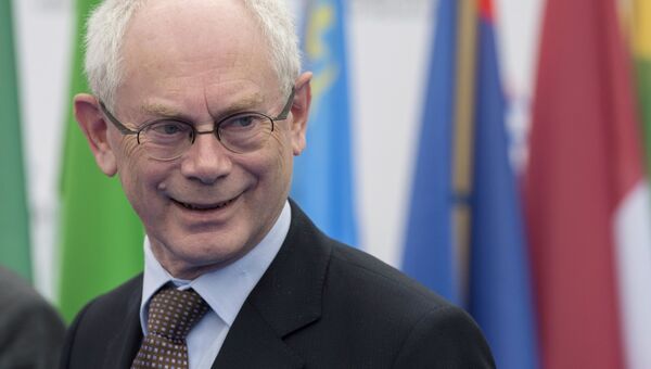 Председатель Европейского Совета Херман Ван Ромпей перед началом заседания саммита форума Азия-Европа Председатель Европейского Совета Херман Ван Ромпей перед началом заседания саммита форума Азия-Европа