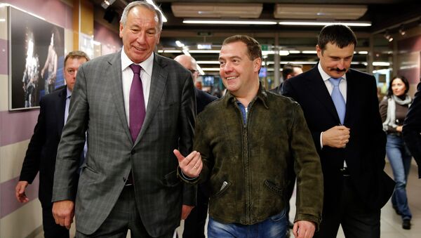 Д.Медведев посетил ежегодный теннисный турнир Кубок Кремля Д.Медведев посетил ежегодный теннисный турнир Кубок Кремля