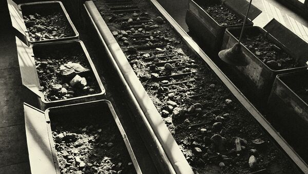 Угольная шахта. Архивное фото Угольная шахта. Архивное фото