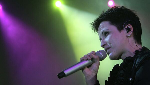 Солистка ирландской группы The Cranberries Долорес О'Риордан. Архивное фото Солистка ирландской группы The Cranberries Долорес О'Риордан. Архивное фото